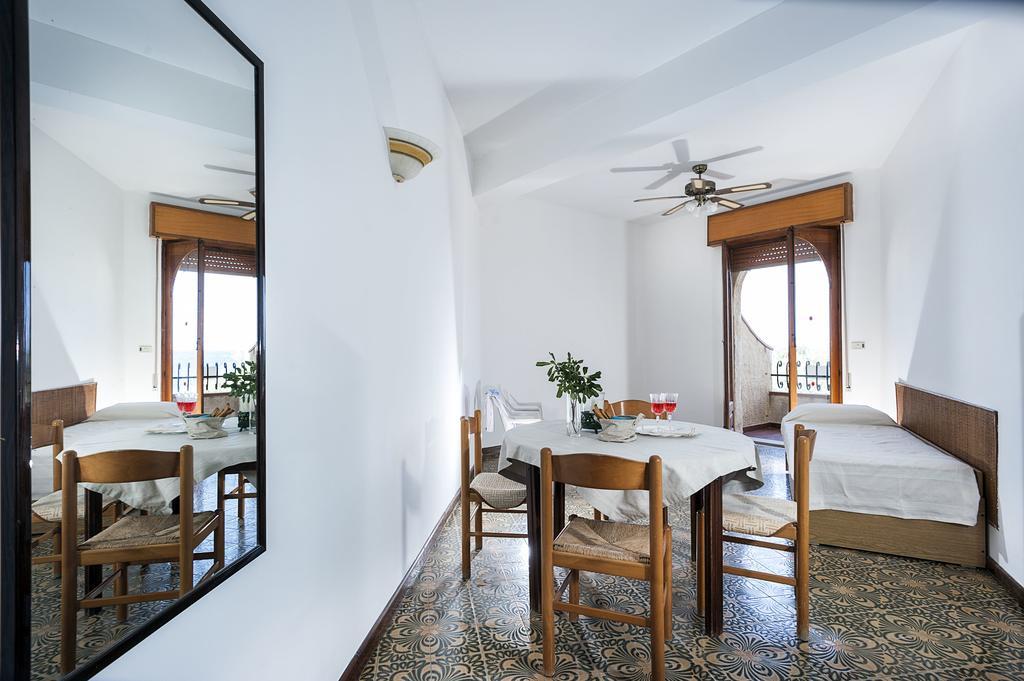 Residence Villa Liliana Giardini-Naxos Chambre photo