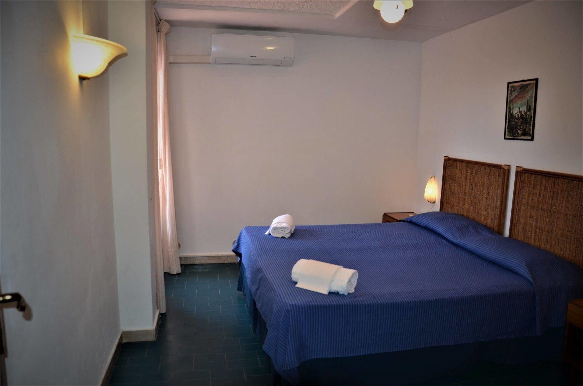 Residence Villa Liliana Giardini-Naxos Extérieur photo