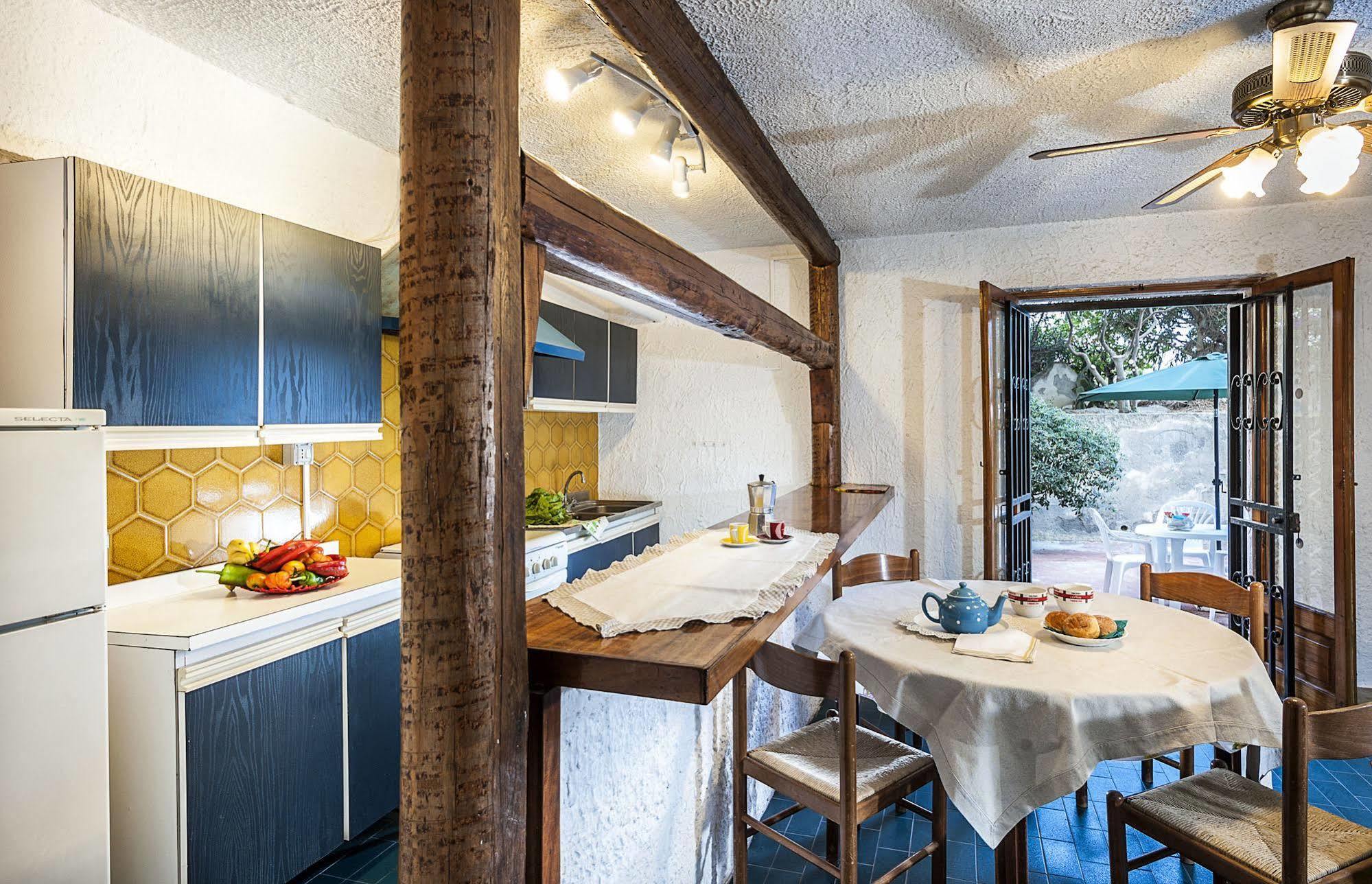 Residence Villa Liliana Giardini-Naxos Extérieur photo